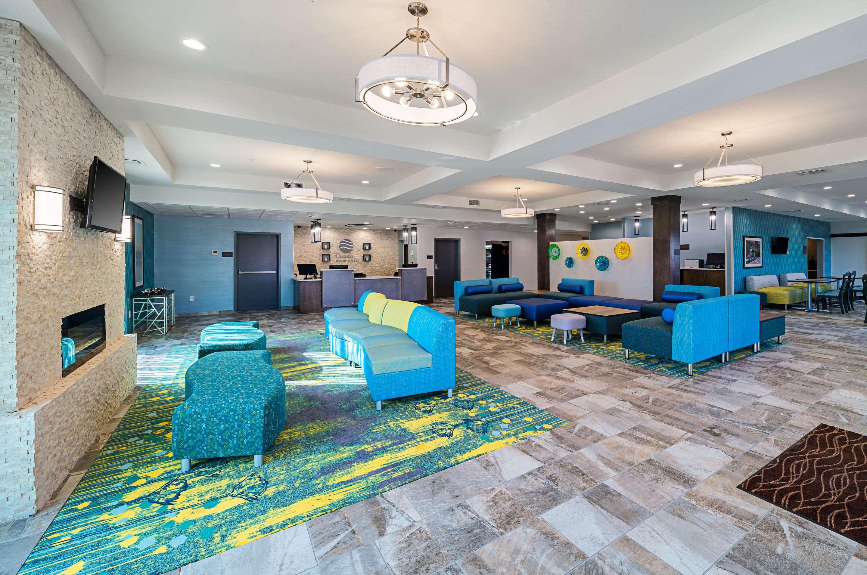 Comfort Inn & Suites Oklahoma City Near Bricktown Eksteriør billede