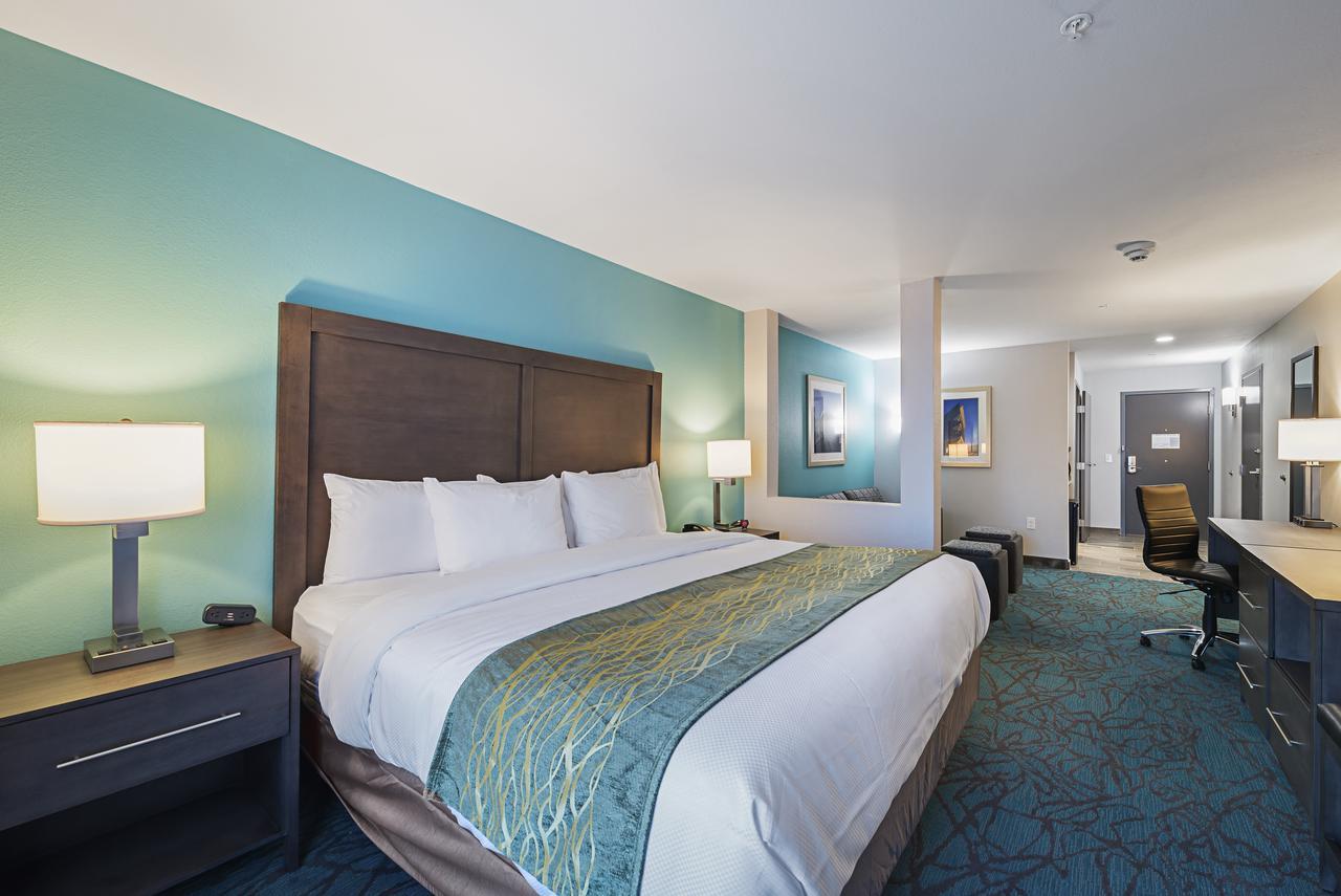 Comfort Inn & Suites Oklahoma City Near Bricktown Eksteriør billede